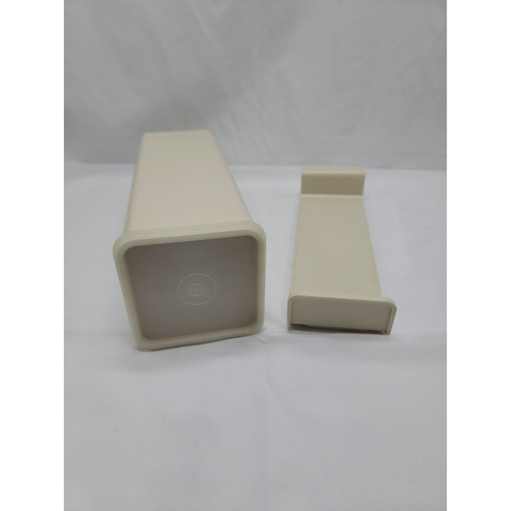 Vintage Tupperware 1696-6 Velveeta Cheese/Cracker Keeper W/lid And Tray 3 Piece